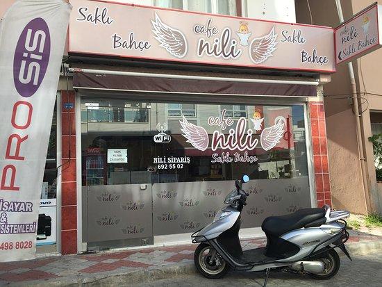 Cafe Nili Sakli Bahce
